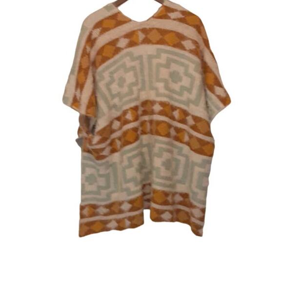 NWT - Free People Diamondback Cozy Kimono Poncho Soft Southwest Boho Ivory O/S - Picture 5 of 7